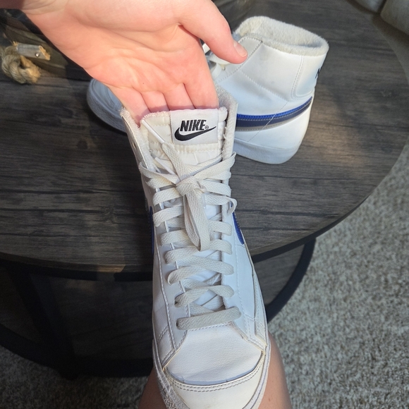 Nike White and Blue High-Top Sneakers - Picture 6 of 8